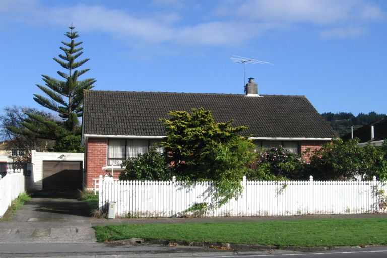 Photo of property in 1249 High Street, Taita, Lower Hutt, 5011