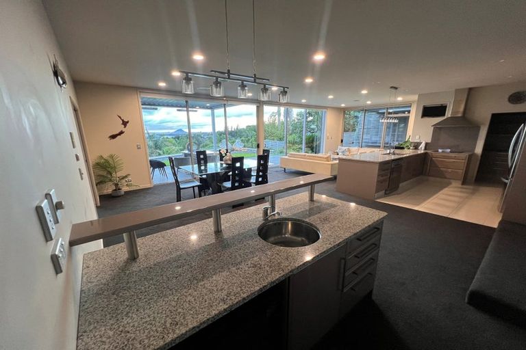 Photo of property in 34 Holcombrooke Lane, Welcome Bay, Tauranga, 3175