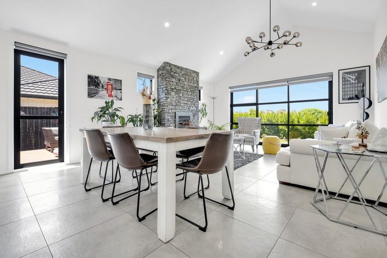 Photo of property in 63 Te Paea Avenue, Paerata, 2124