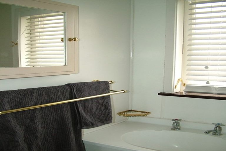 Photo of property in 3/43 Shakespeare Road, Milford, Auckland, 0620