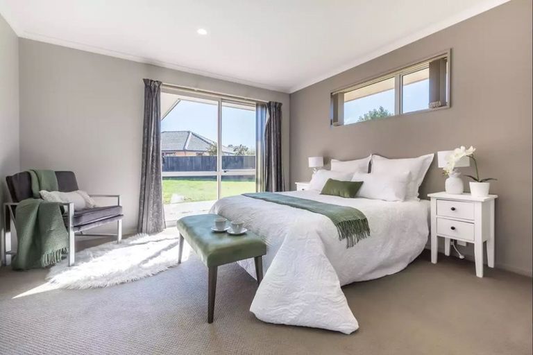 Photo of property in 71 Overbury Crescent, Rolleston, 7614