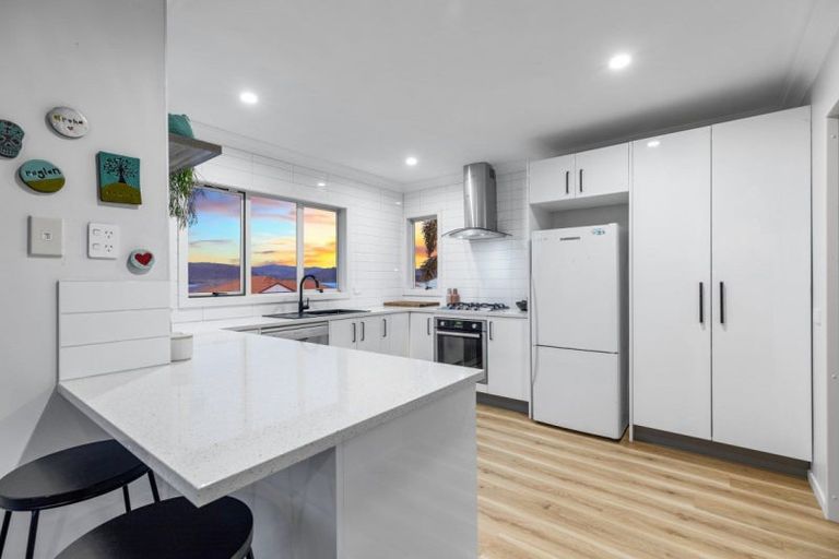 Photo of property in 38 Plateau Heights, Mount Maunganui, 3116