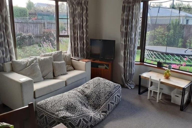 Photo of property in 2/38 Greenock Street, Redwood, Christchurch, 8051