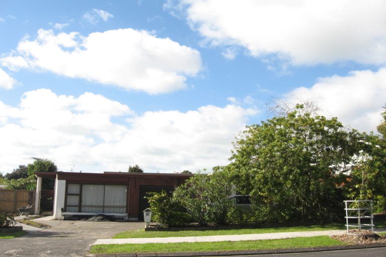 Photo of property in 54 Beechdale Crescent, Pakuranga Heights, Auckland, 2010