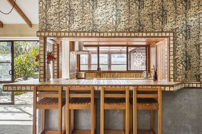 Photo of property in 55 Blakeborough Drive, Forrest Hill, Auckland, 0620