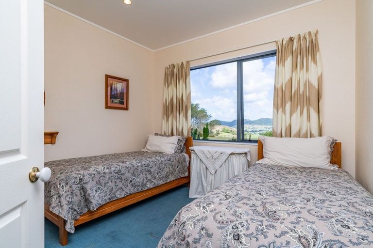 Photo of property in 266 Gorge Road, Maungaturoto, 0588