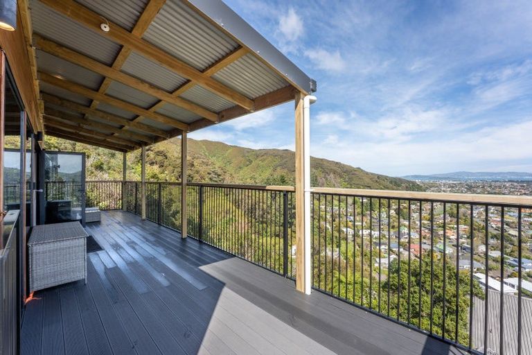 Photo of property in 32a Woodvale Grove, Fairfield, Lower Hutt, 5011