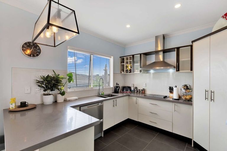 Photo of property in 8 Hua Place, Tuakau, 2121