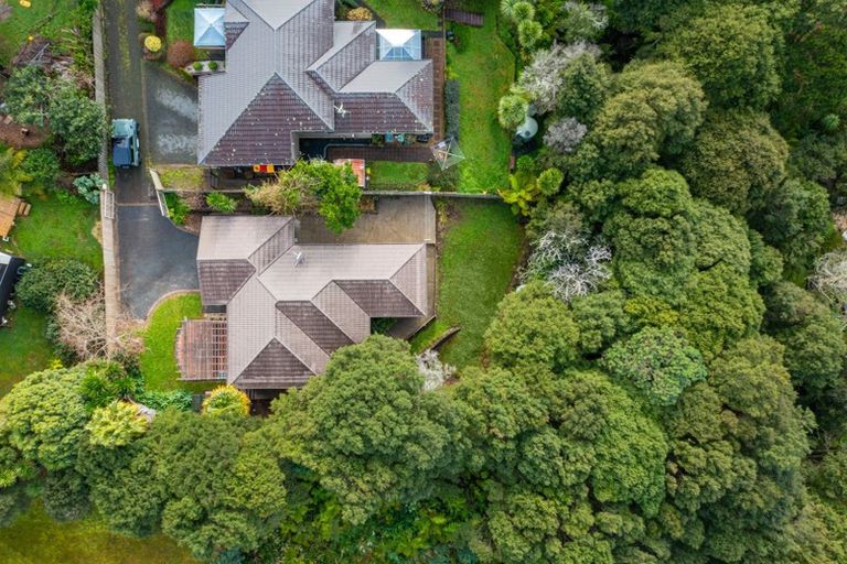 Photo of property in 27 Mckinley Road, Sunnyvale, Auckland, 0612