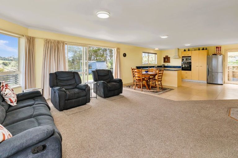 Photo of property in 251 Griffin Road, Maungaturoto, 0583