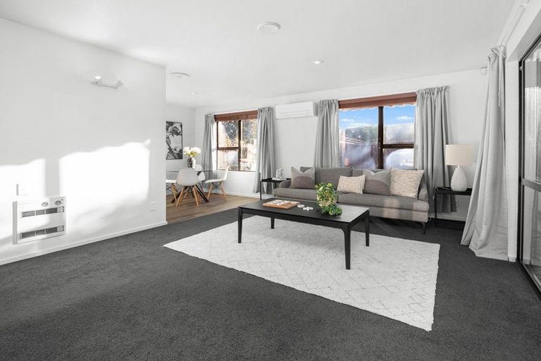 Photo of property in 1/18 Dumfries Drive, Hei Hei, Christchurch, 8042