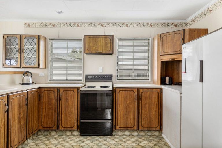 Photo of property in 63 Grace Crescent, Richmond Heights, Taupo, 3330