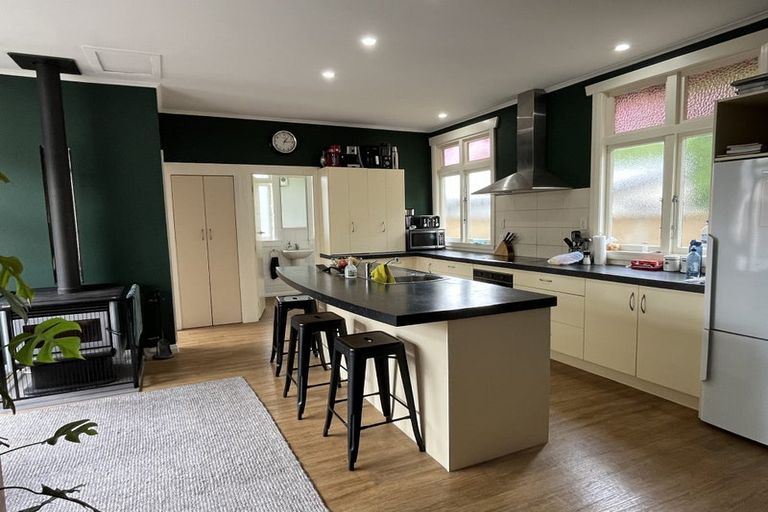 Photo of property in 376 College Street, Hokowhitu, Palmerston North, 4410