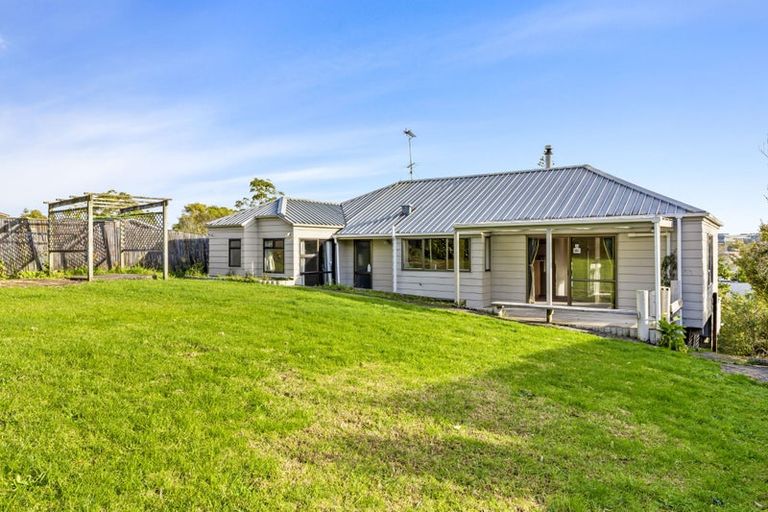 Photo of property in 41 Kennedy Avenue, Forrest Hill, Auckland, 0620