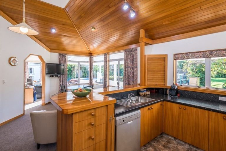 Photo of property in 26 Homewood Avenue, Levin, 5510