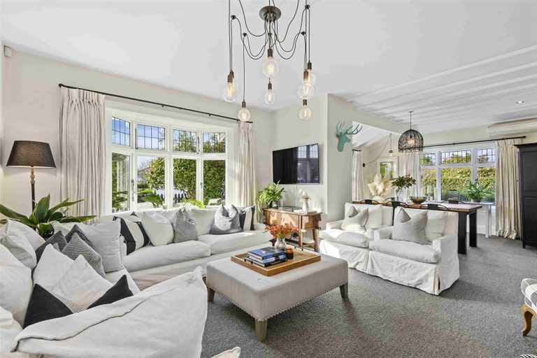 Photo of property in 88 Mays Road, St Albans, Christchurch, 8052