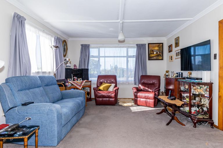 Photo of property in 56 Rhodes Street, Waimate, 7924
