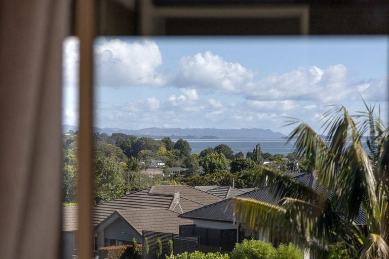 Photo of property in 306 Omokoroa Road, Omokoroa, 3114