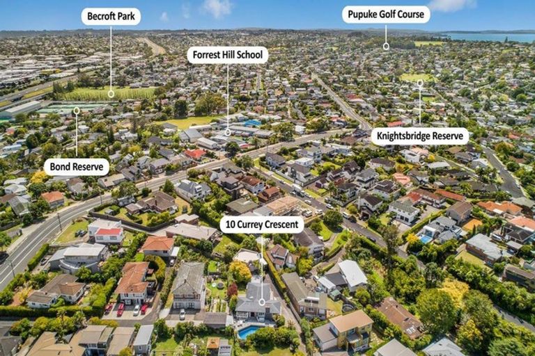 Photo of property in 10 Currey Crescent, Milford, Auckland, 0620