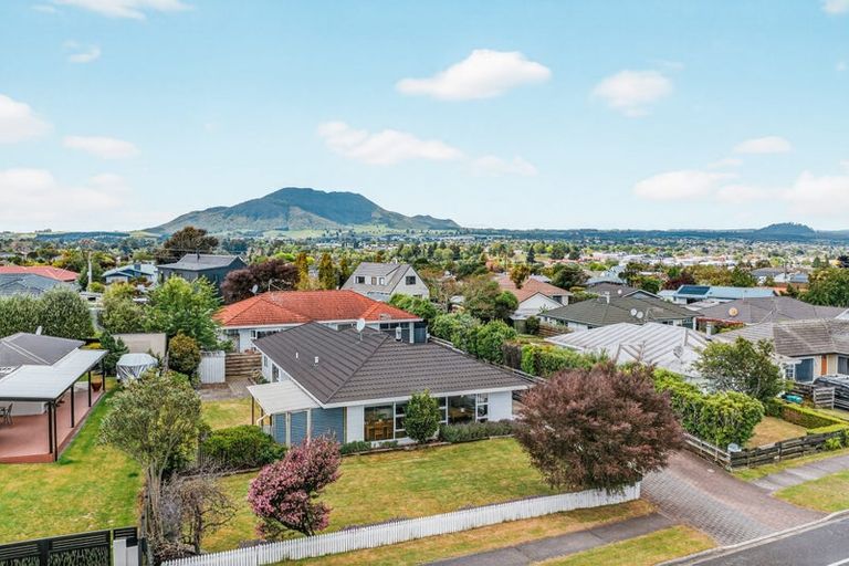 Photo of property in 39 Acacia Bay Road, Nukuhau, Taupo, 3330