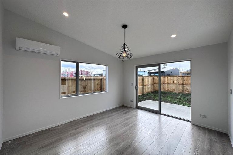 Photo of property in 10 Heihei Street, Papakura, 2110