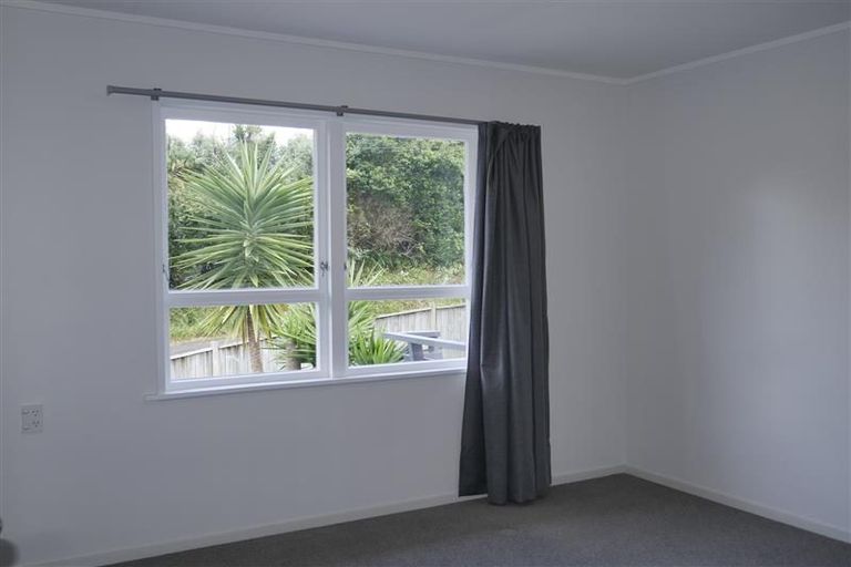 Photo of property in 28 Memorial Drive, Parahaki, Whangarei, 0112
