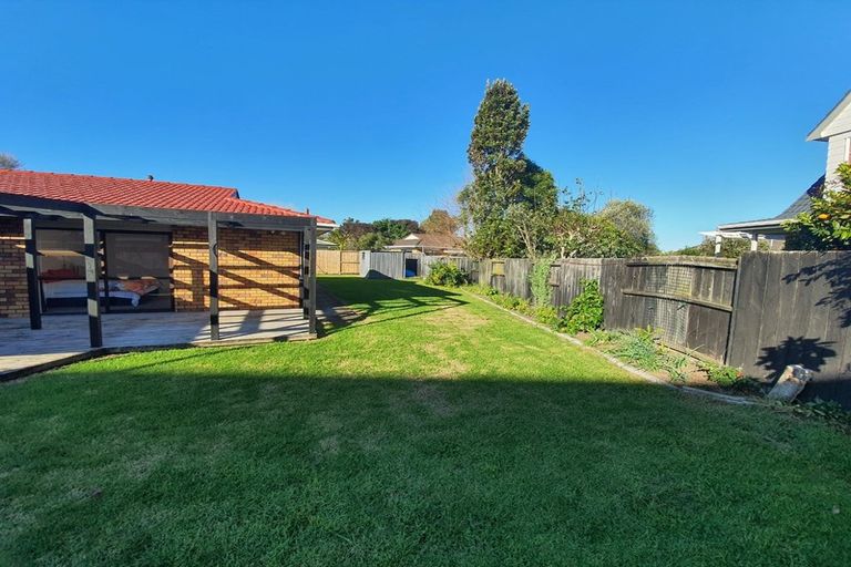 Photo of property in 129 Walter Strevens Drive, Conifer Grove, Takanini, 2112