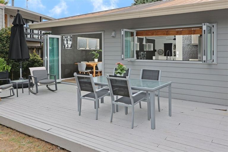 Photo of property in 62 Vintage Drive, Henderson, Auckland, 0612