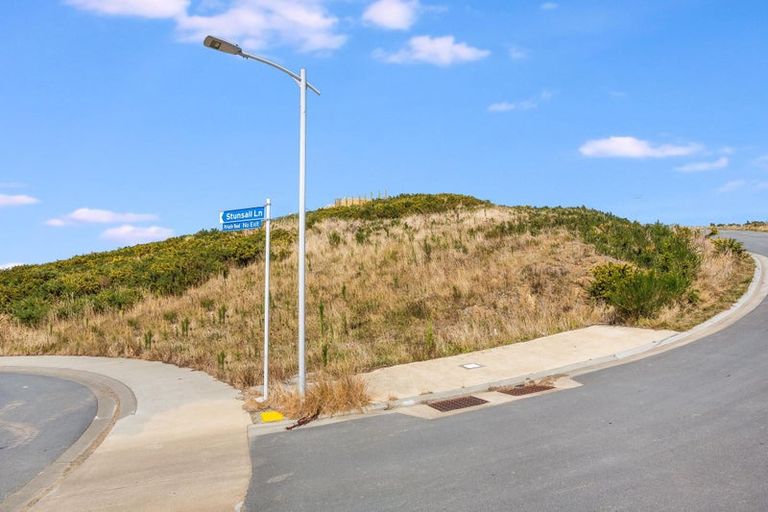 Photo of property in 1 Stunsail Lane, Whitby, Porirua, 5024