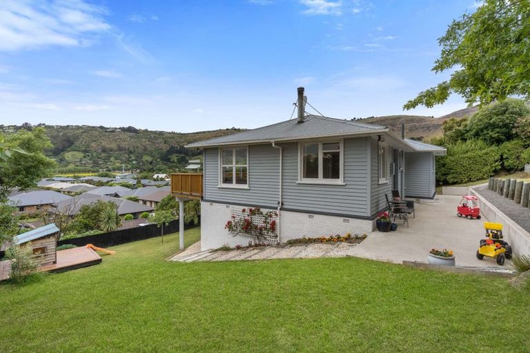 Photo of property in 111 Port Hills Road, Heathcote Valley, Christchurch, 8022