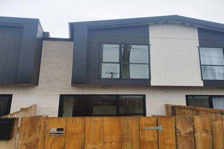 Photo of property in 7/2 Waipa Street, Birkenhead, Auckland, 0626