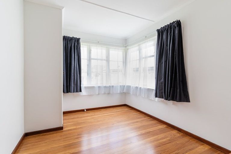 Photo of property in 22 Moheke Avenue, Roslyn, Palmerston North, 4414