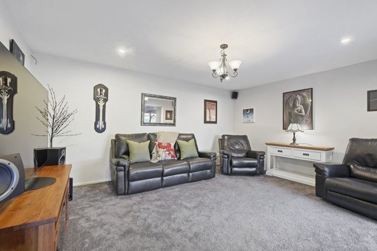 Photo of property in 19 Wyatt Street, Kaiapoi, 7630