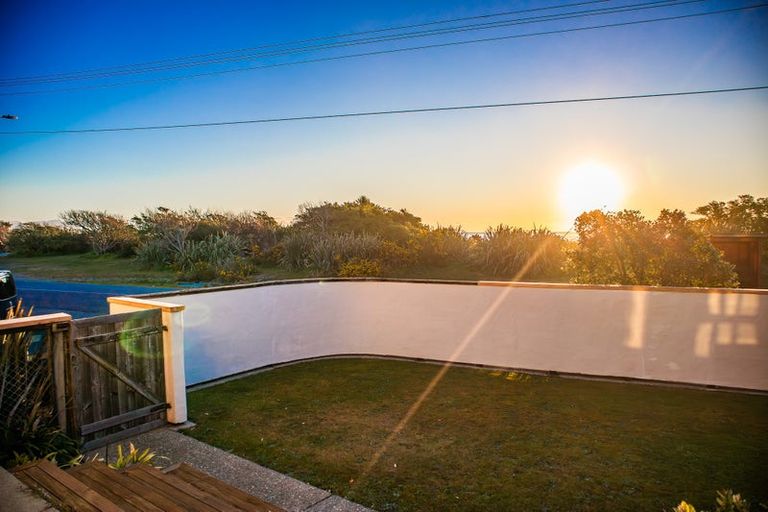Photo of property in 32 Domett Esplanade, Cobden, Greymouth, 7802