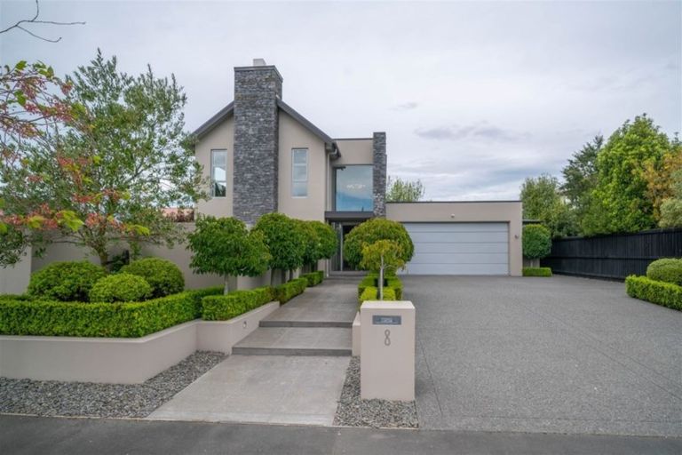 Photo of property in 8 Sovereign Gardens, Halswell, Christchurch, 8025