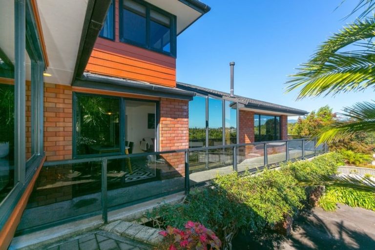 Photo of property in 11d Redwood Crescent, Hurdon, New Plymouth, 4310