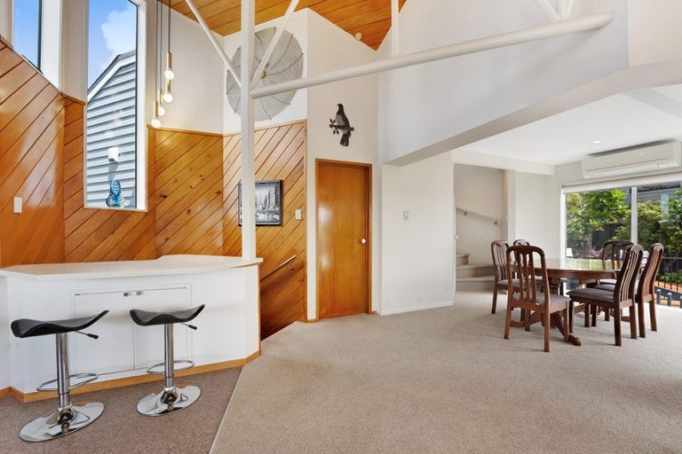 Photo of property in 7b Peter Terrace, Castor Bay, Auckland, 0620