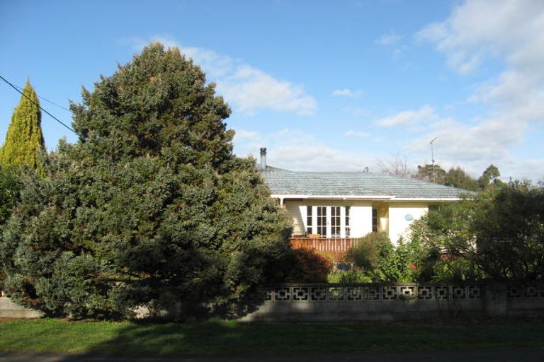 Photo of property in 28 Humphries Street, Greytown, 5712