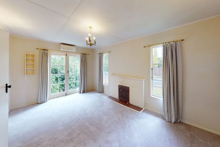 Photo of property in 2 Chittick Place, Saint Johns Hill, Whanganui, 4501