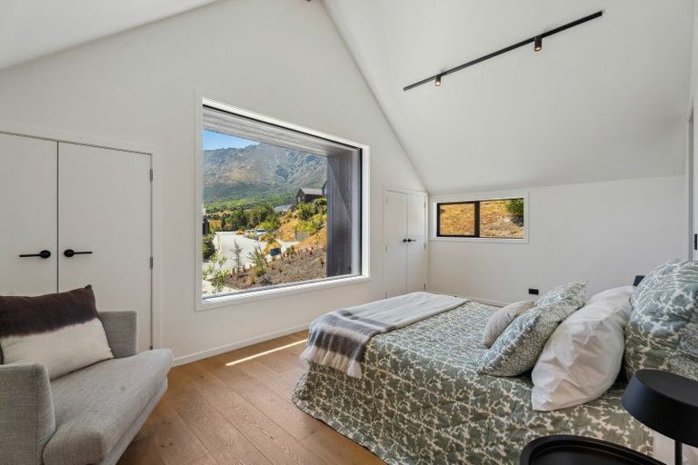 Photo of property in 11 Mckenzies Shute, Jacks Point, Queenstown, 9371