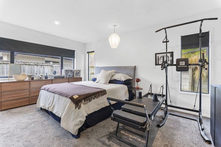 Photo of property in 67 Cyrus Street, Whalers Gate, New Plymouth, 4310