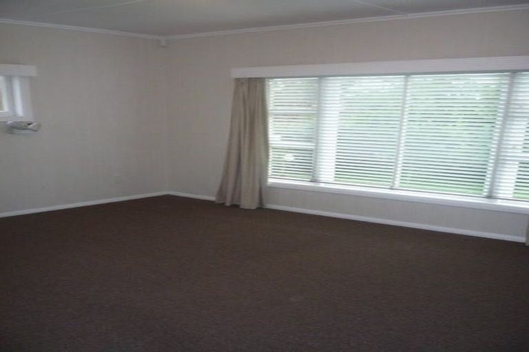 Photo of property in 23 Clevedon Road, Papakura, 2110