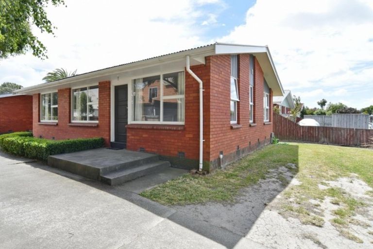 Photo of property in 1/8 Nanette Street, Upper Riccarton, Christchurch, 8041