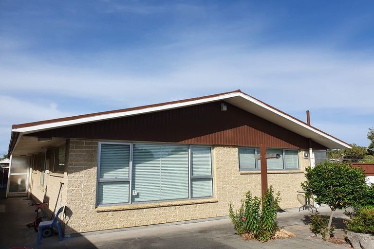 Photo of property in 1/77 Memorial Avenue, Ilam, Christchurch, 8053