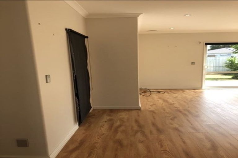 Photo of property in 21a Stamford Crescent, Flat Bush, Auckland, 2019