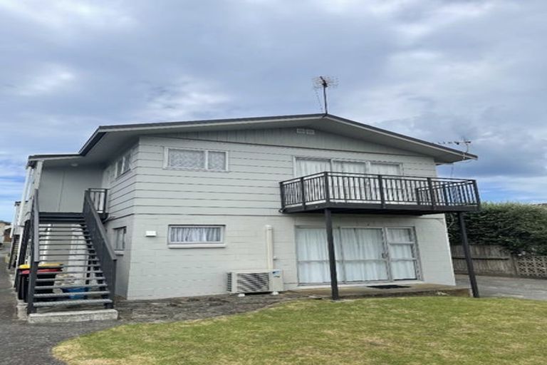 Photo of property in 28 Valley Road, Mount Maunganui, 3116