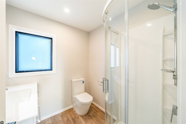 Photo of property in 24d Palmer Crescent, Silverstream, Upper Hutt, 5019