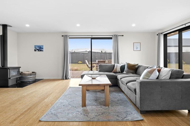 Photo of property in 2 Glenfield Avenue, Twizel, 7901