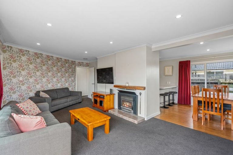 Photo of property in 82 Effingham Street, North New Brighton, Christchurch, 8083