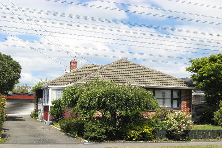 Photo of property in 17 Appleby Crescent, Burnside, Christchurch, 8053